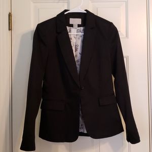 Black Blazer (H&M)